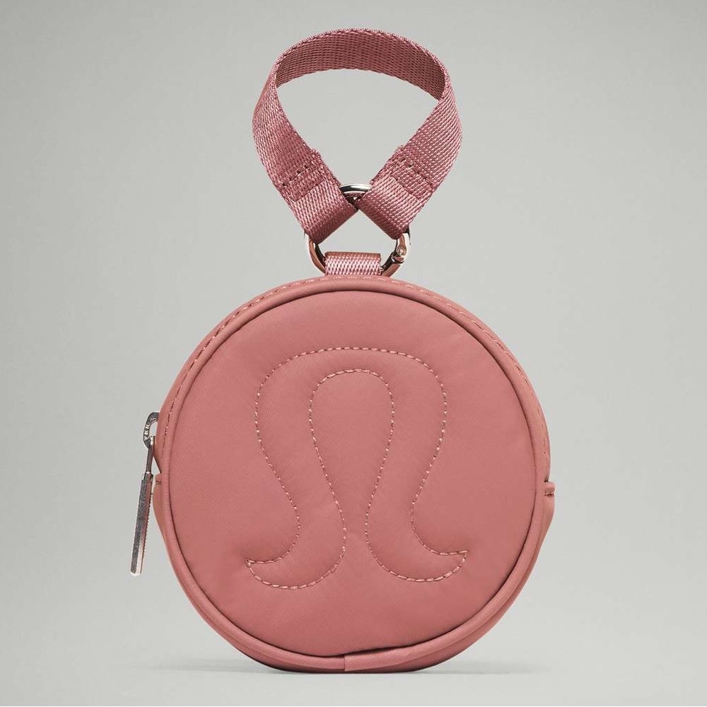 LOOKING FOR: Lululemon Logo Coin Pouch in Spiced Chai